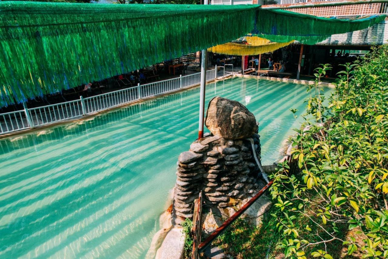 Cdr Hotspring Resort Liugui Εξωτερικό φωτογραφία