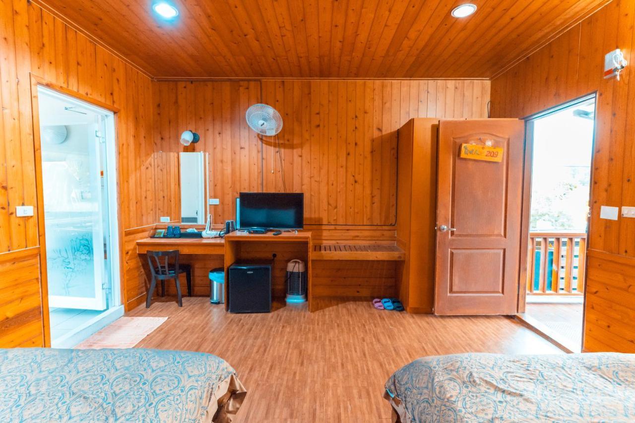 Cdr Hotspring Resort Liugui Εξωτερικό φωτογραφία