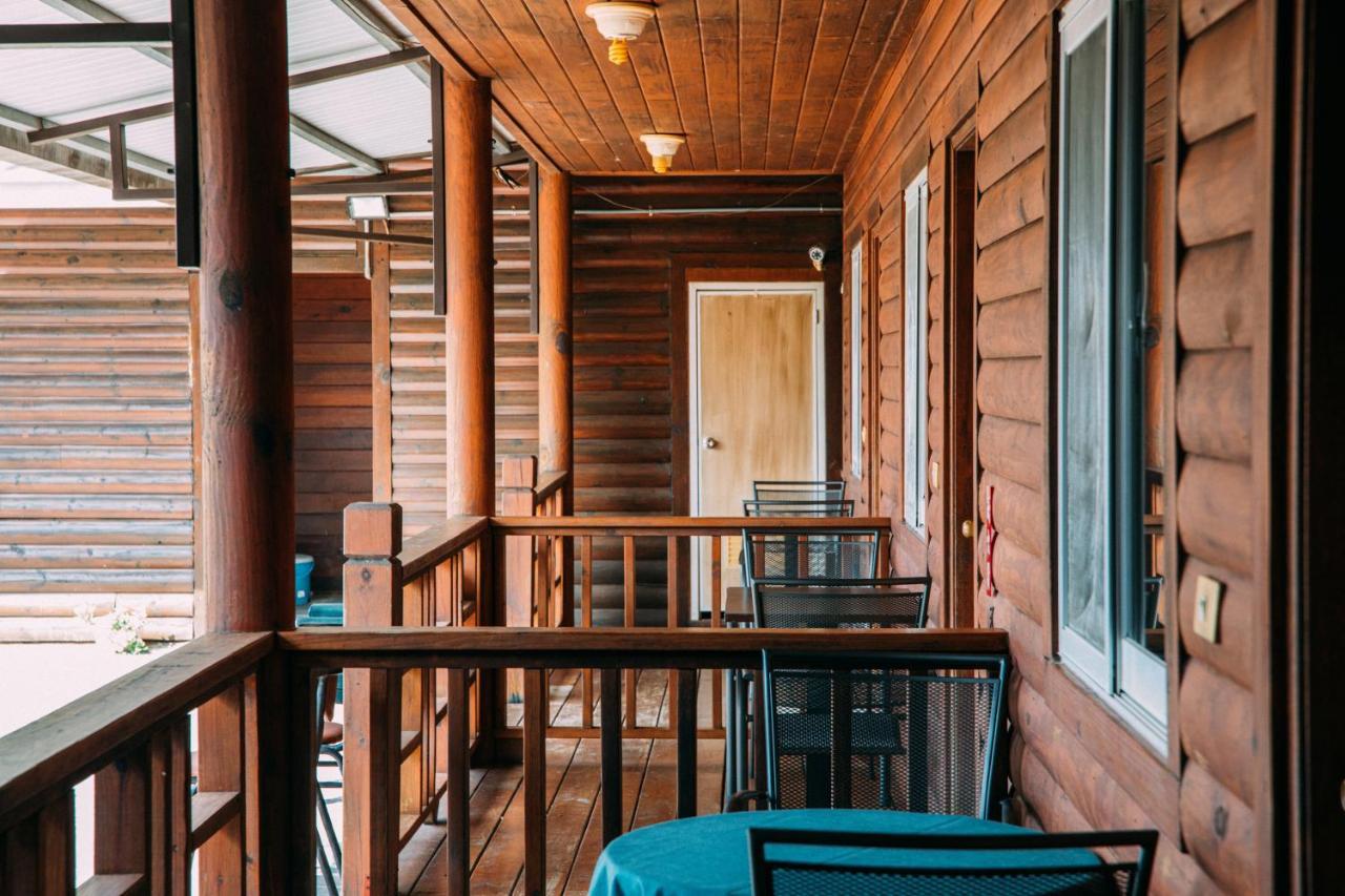 Cdr Hotspring Resort Liugui Εξωτερικό φωτογραφία